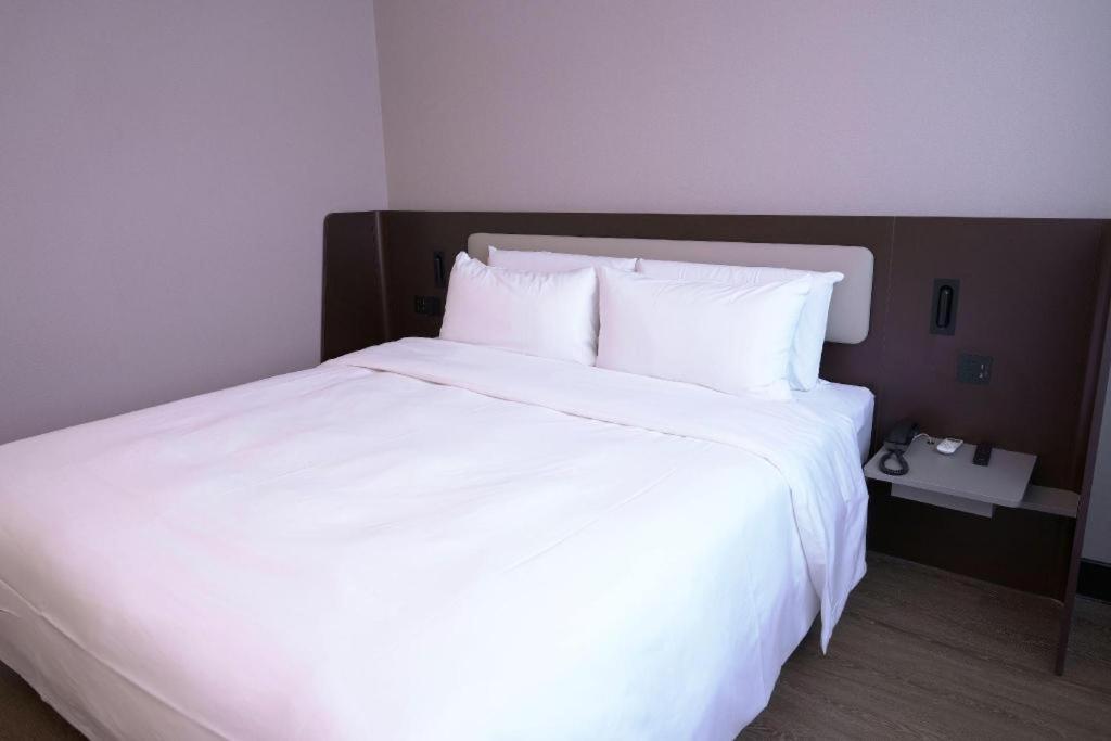 Hanting Hotel Beijing Wangfujing Экстерьер фото