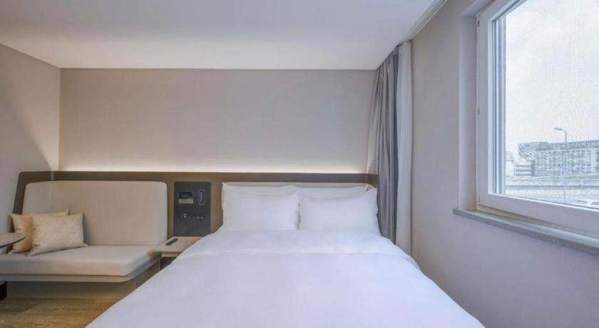 Hanting Hotel Beijing Wangfujing Экстерьер фото