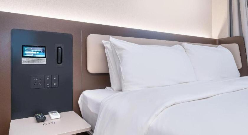 Hanting Hotel Beijing Wangfujing Экстерьер фото